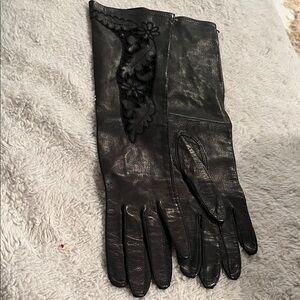 Black Leather Women's Dress Gloves with Floral Applique